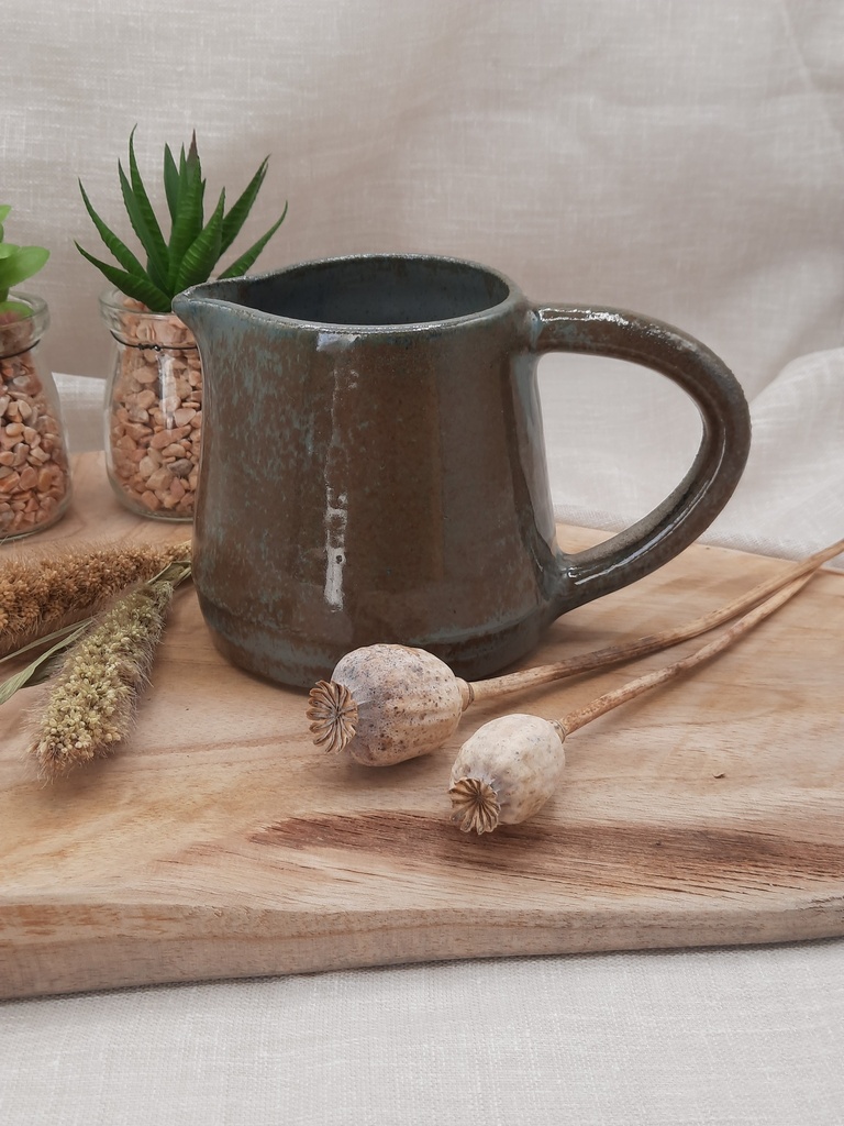 Petit pichet vert-gris